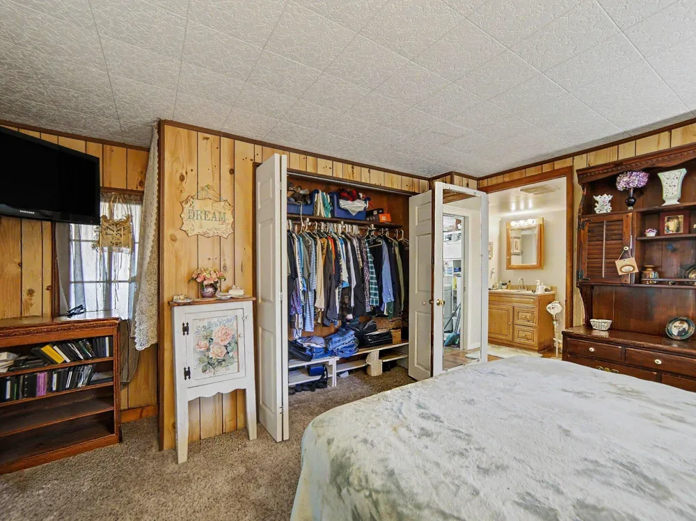 2518 18th Street Fountain, MI 49410