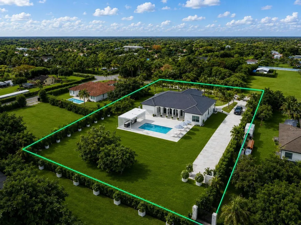 23710 SW 214TH PLACE Homestead, FL 33031