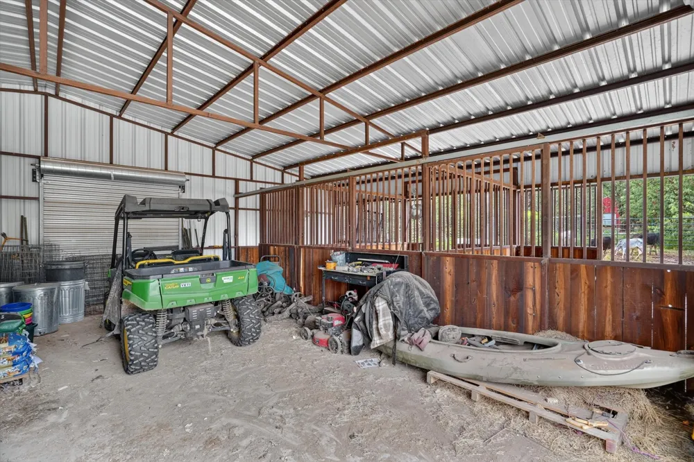 1017 County Road 3555 Paradise, TX 76073