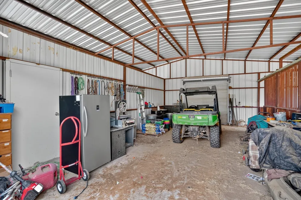 1017 County Road 3555 Paradise, TX 76073