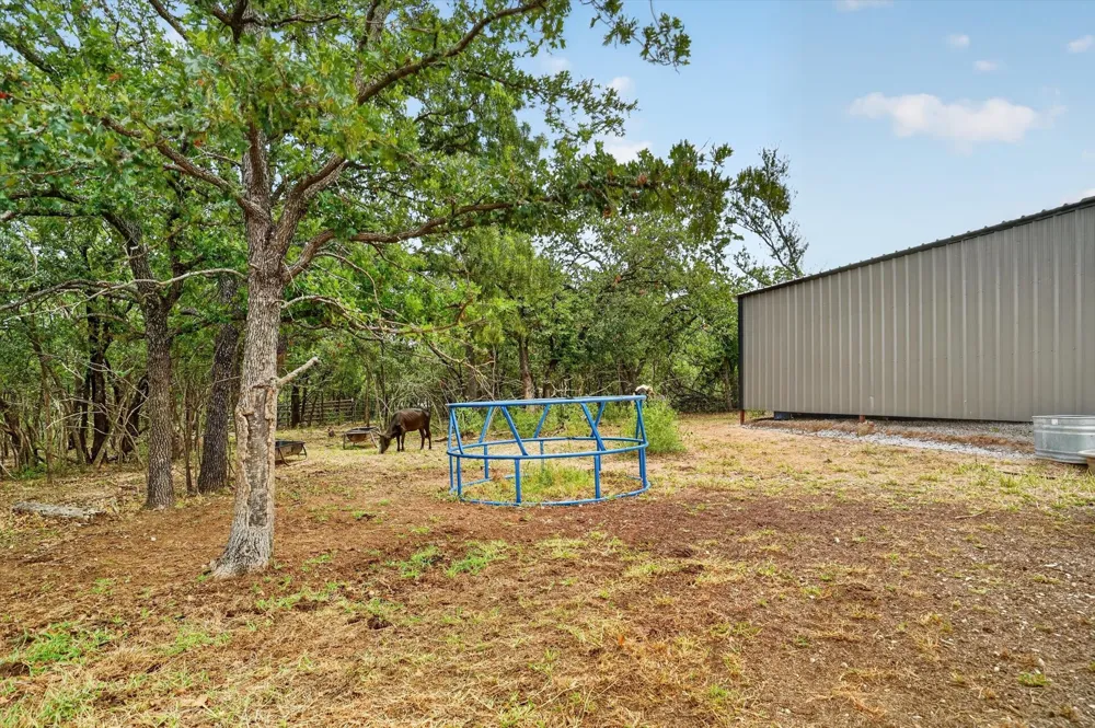 1017 County Road 3555 Paradise, TX 76073