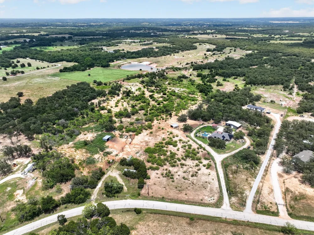 1017 County Road 3555 Paradise, TX 76073