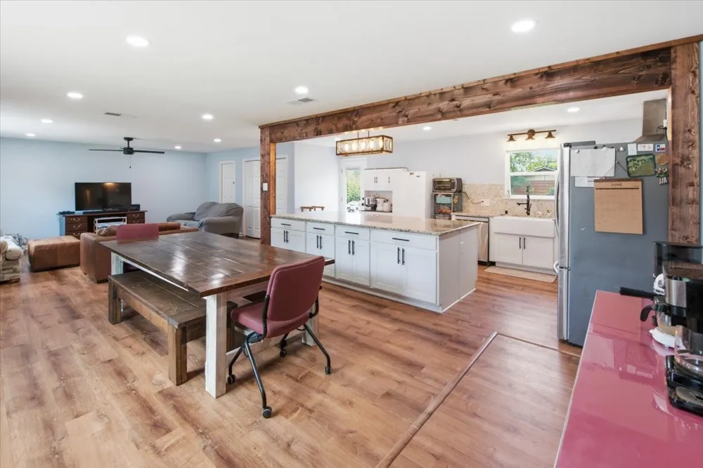 213 Virginia Drive Lacy Lakeview, TX 76705