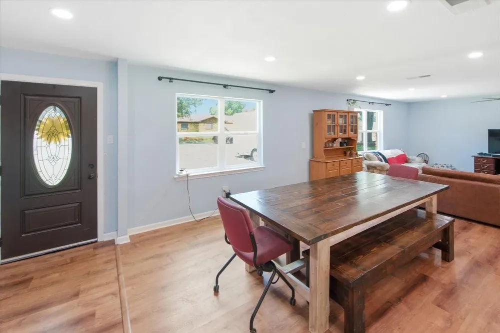 213 Virginia Drive Lacy Lakeview, TX 76705