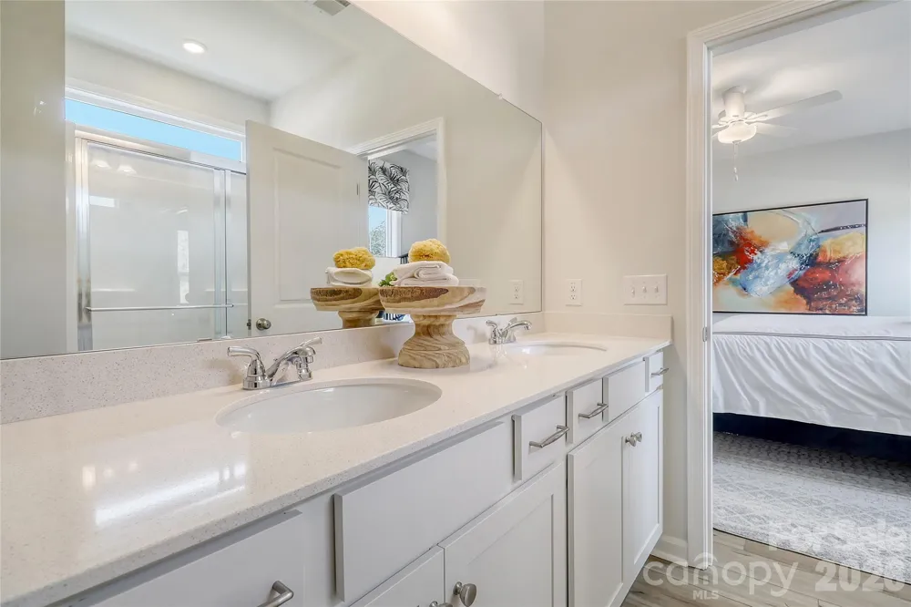 1016 Forest Walk Street Newton, NC 28658