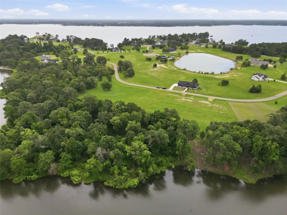 Pr 2712 Mt Pleasant, TX 75455