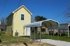 919 Avenue C Freeport, TX 77541