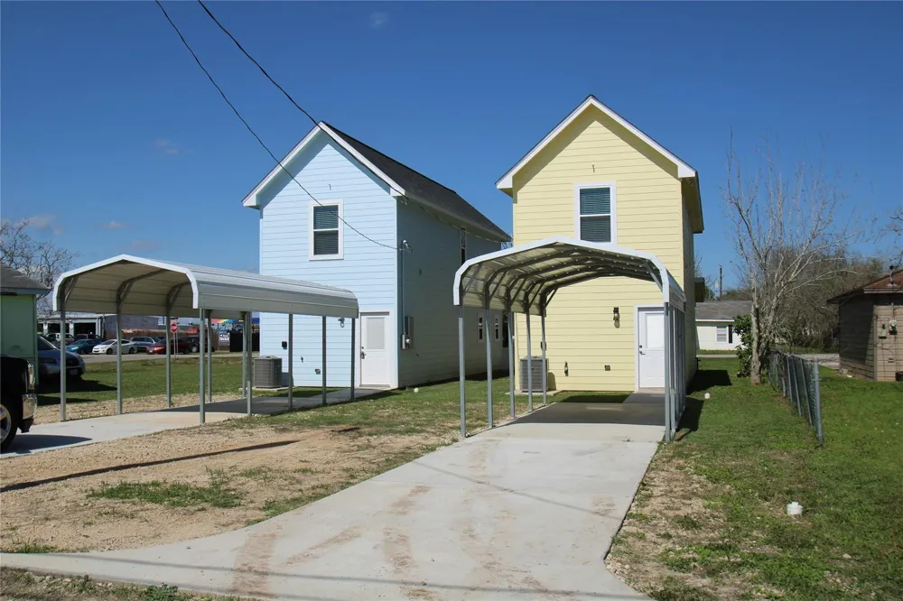 919 Avenue C Freeport, TX 77541
