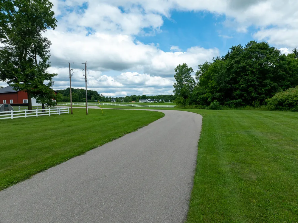 5075 Weiser Road Niles, MI 49120