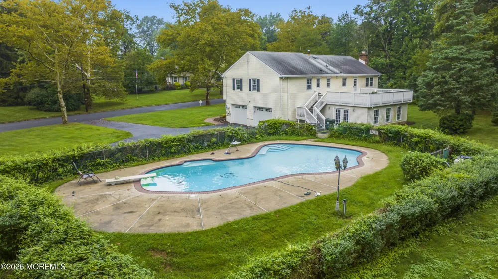 2 Sweet Briar Lane Holmdel, NJ 07733