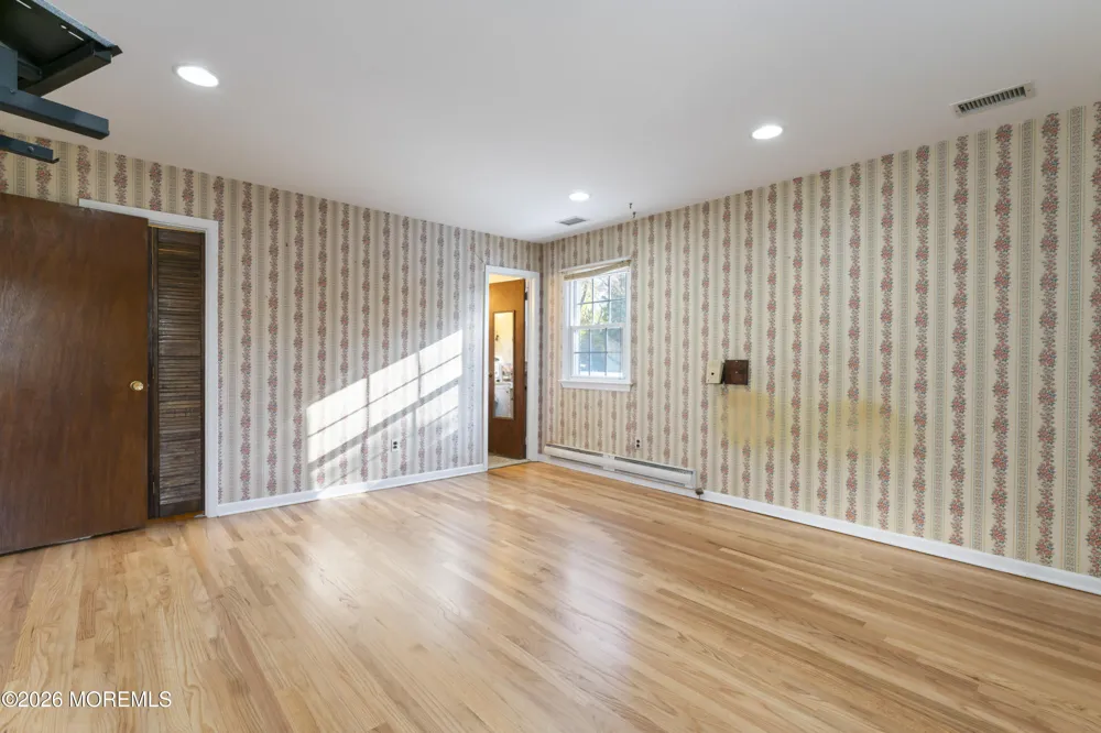 2 Sweet Briar Lane Holmdel, NJ 07733