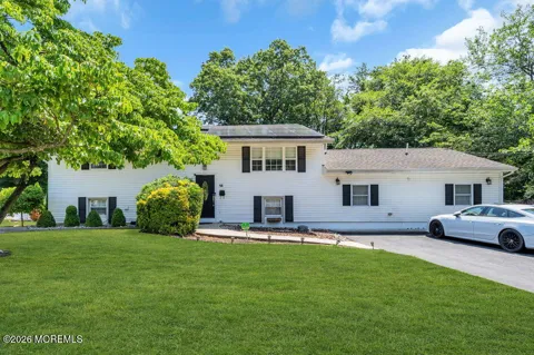 14 Arlington Drive