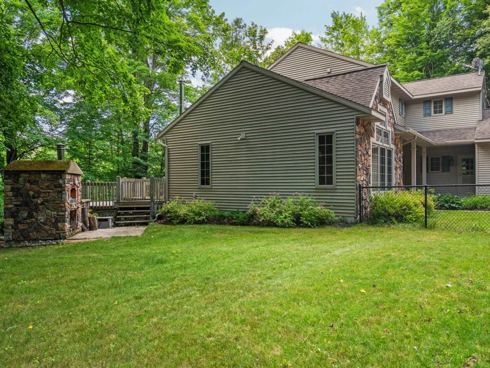 15445 Holly Drive Springdale Township, MI 49683