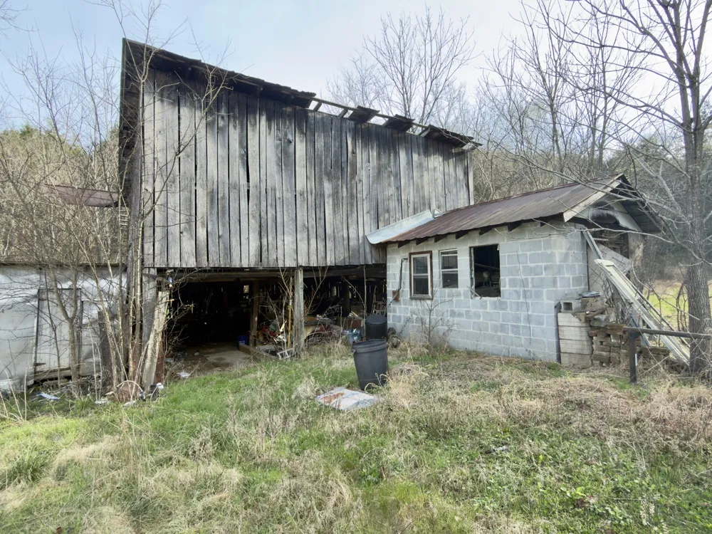 3780A Hurricane Creek Rd Woodbury, TN 37190