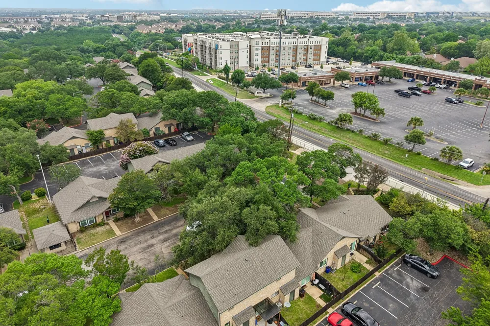 1015 E Yager Lane #2 Austin, TX 78753
