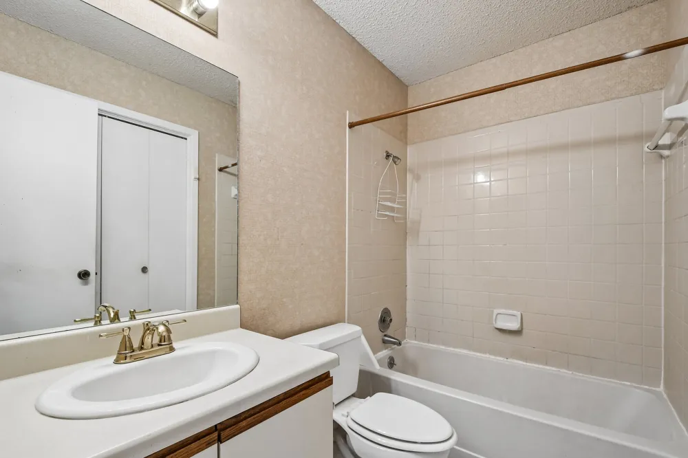 1015 E Yager Lane #2 Austin, TX 78753