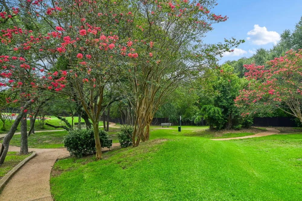 1015 E Yager Lane #2 Austin, TX 78753