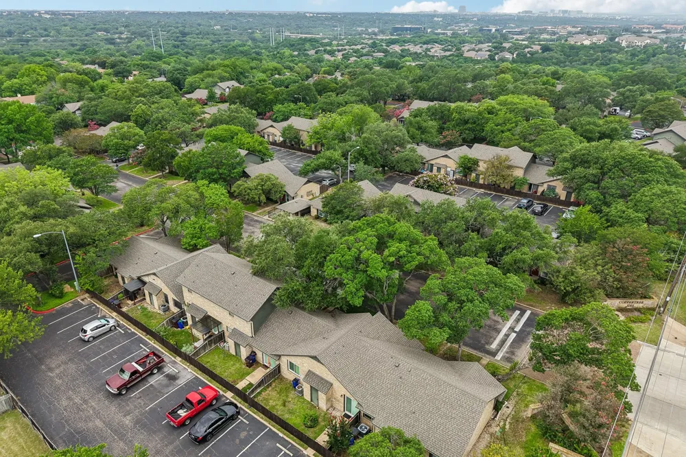 1015 E Yager Lane #2 Austin, TX 78753
