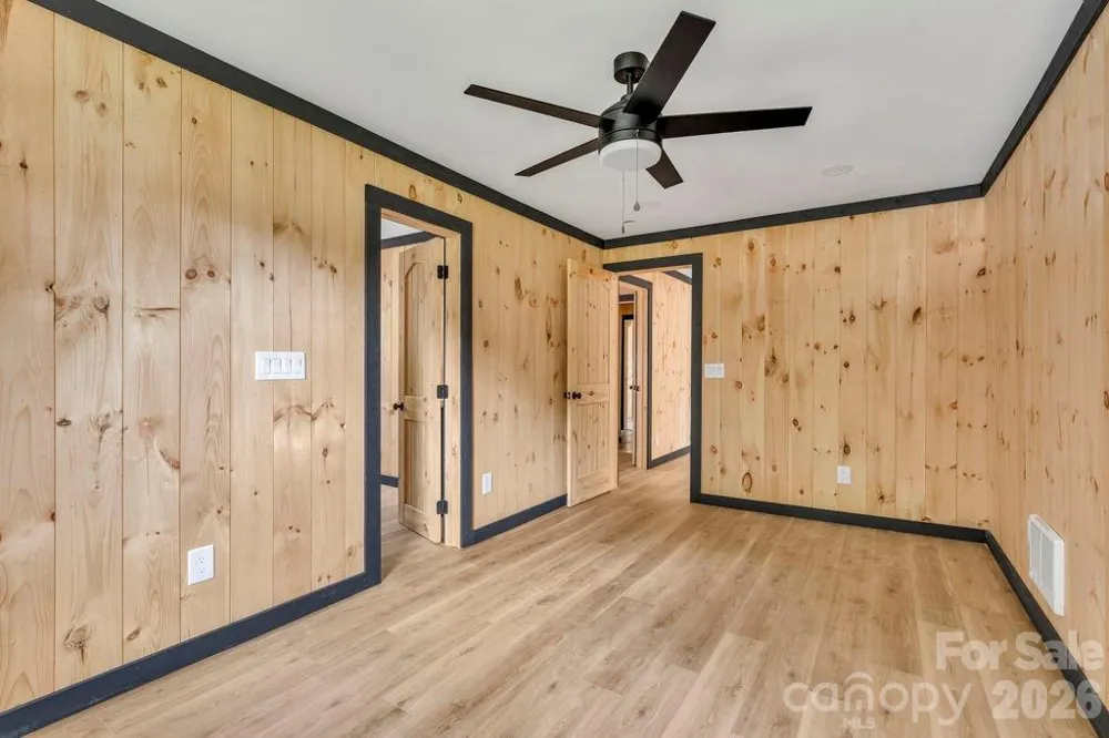 209 Meadow Loop Newland, NC 28657