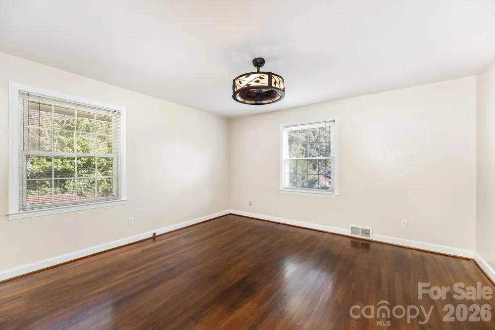 1355 Leheigh Court Winston Salem, NC 27103