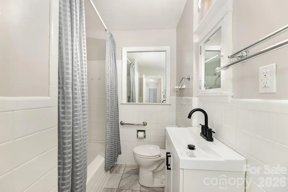 1355 Leheigh Court Winston Salem, NC 27103