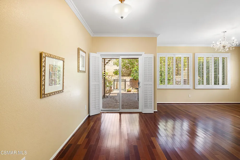 1325 Ashton Park Lane Newbury Park, CA 91320