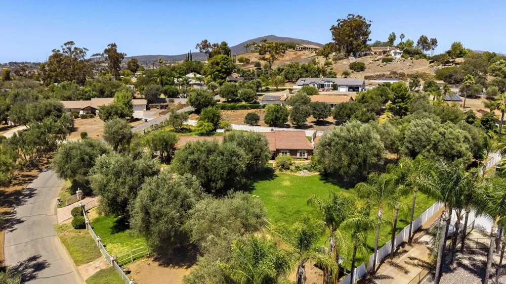 2365 Shaylene Way Alpine, CA 91901