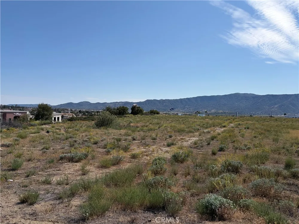 Canyon Estates Drive Lake Elsinore, CA 92532
