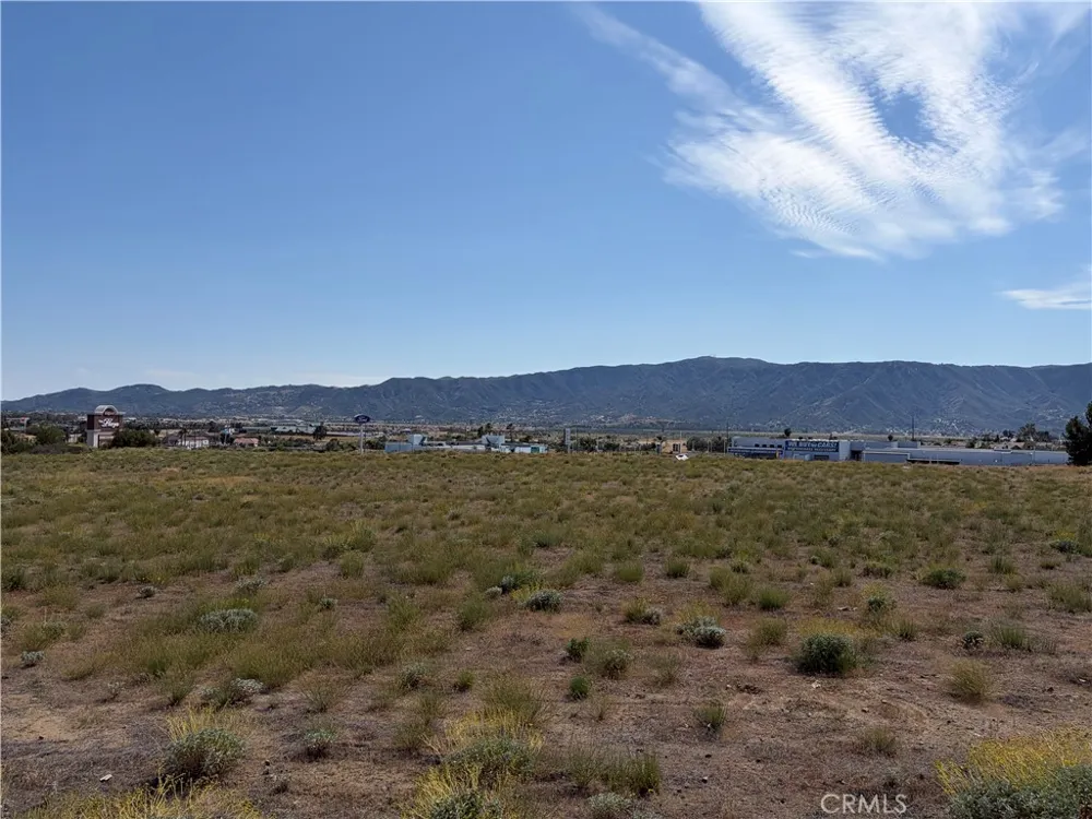 Canyon Estates Drive Lake Elsinore, CA 92532
