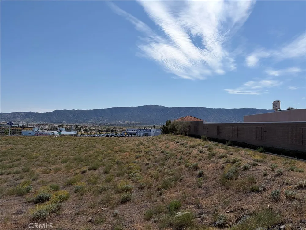 Canyon Estates Drive Lake Elsinore, CA 92532