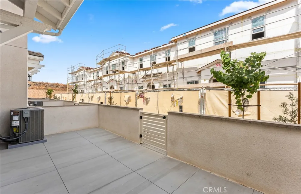 4249 East Honeybee Paseo Ontario, CA 91761