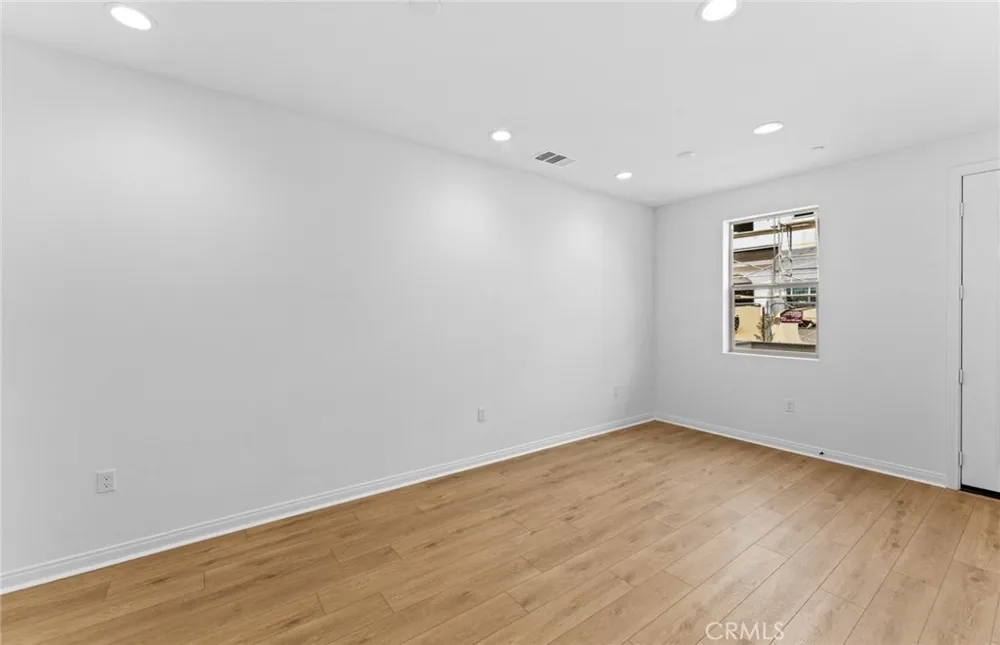 4249 East Honeybee Paseo Ontario, CA 91761