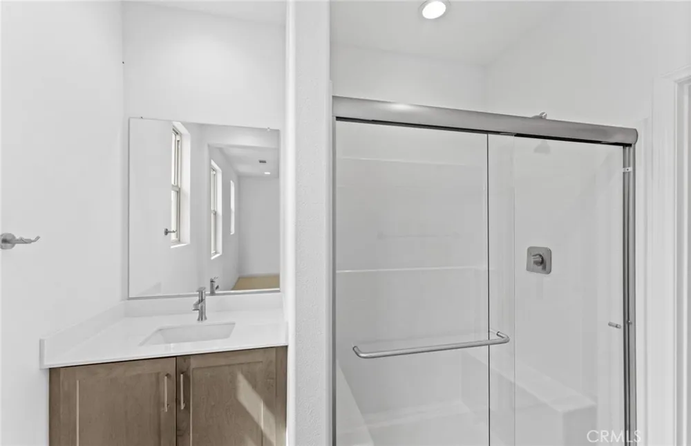 4249 East Honeybee Paseo Ontario, CA 91761