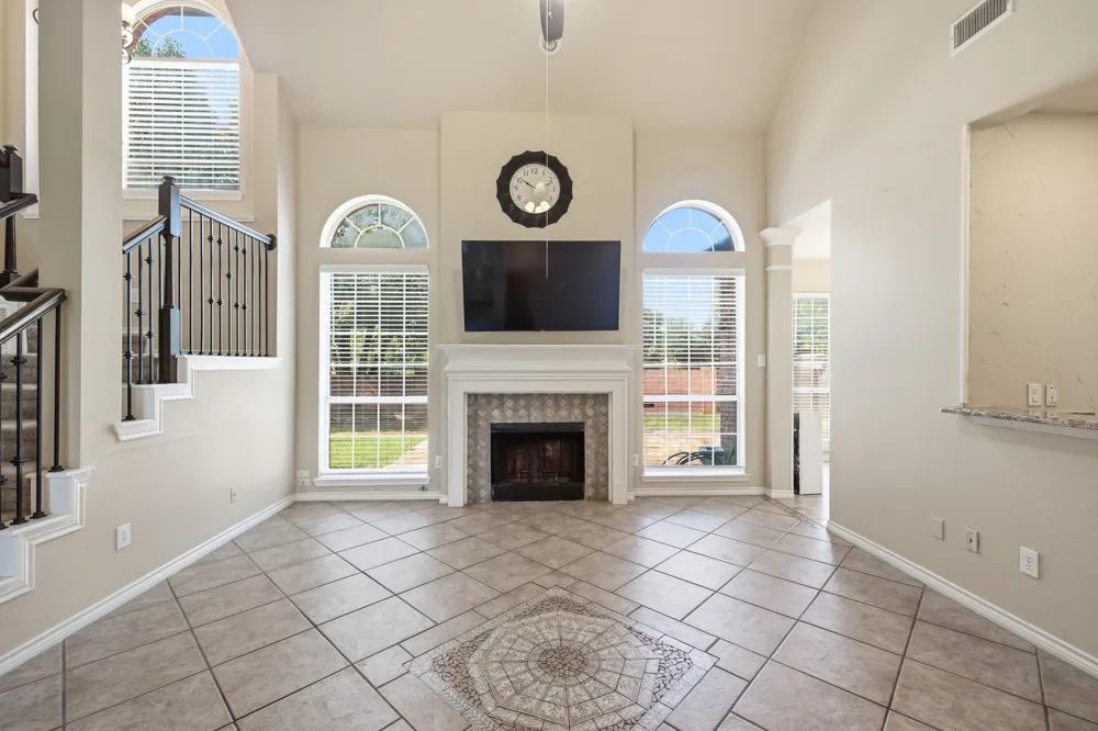 1911 New Haven Road Grapevine, TX 76051
