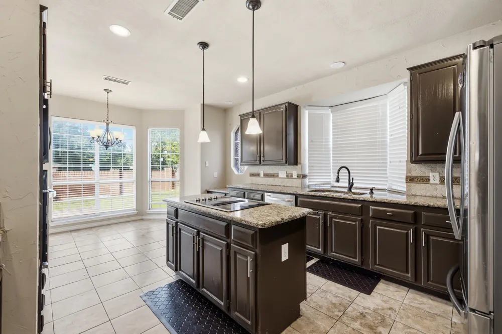 1911 New Haven Road Grapevine, TX 76051