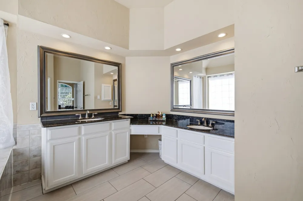 1911 New Haven Road Grapevine, TX 76051
