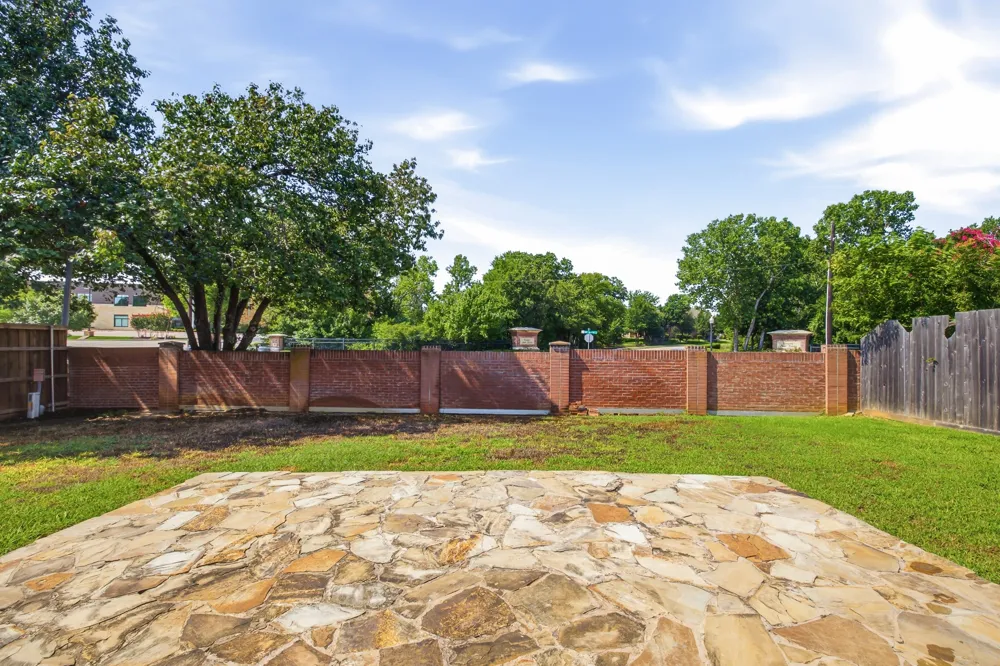 1911 New Haven Road Grapevine, TX 76051
