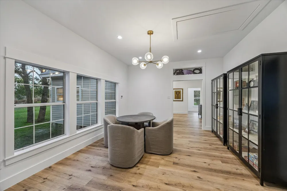 3685 Nixon Lake Road Carmine, TX 78932