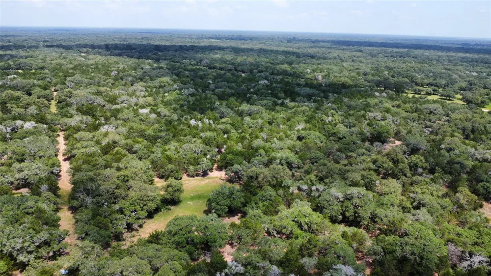 12952 Fm-530 Hallettsville, TX 77964