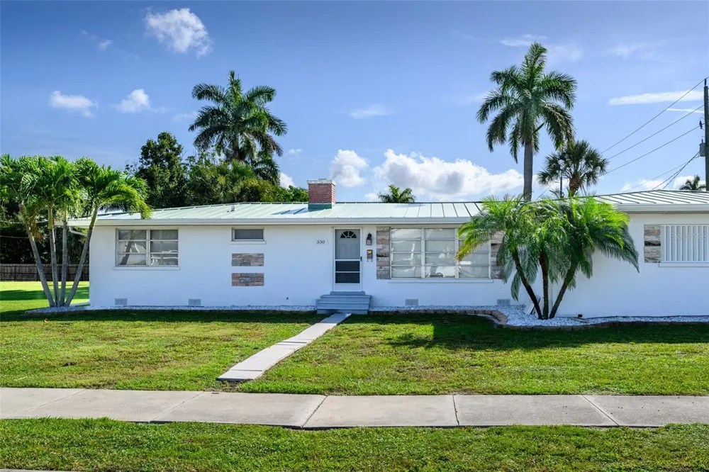 330 HARVEY STREET Punta Gorda, FL 33950
