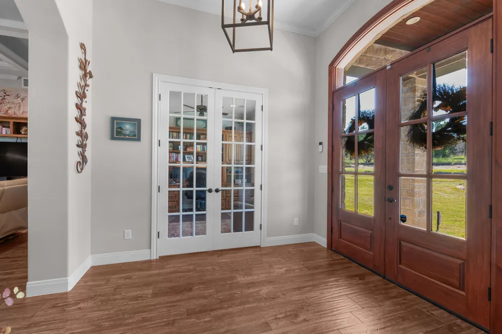201 Brothers Lane Burnet, TX 78611