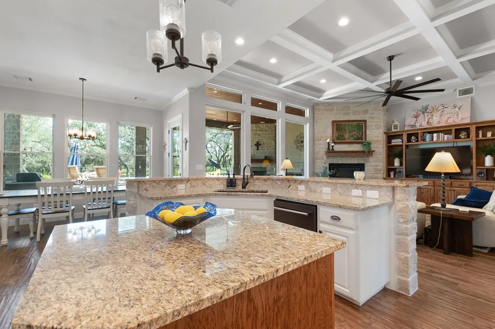 201 Brothers Lane Burnet, TX 78611