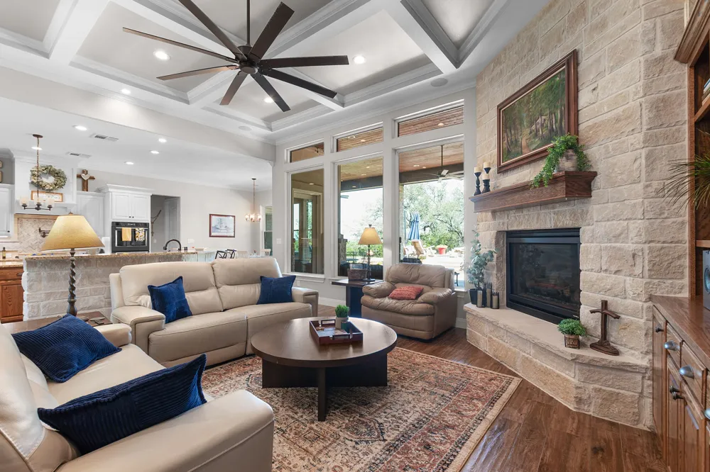 201 Brothers Lane Burnet, TX 78611