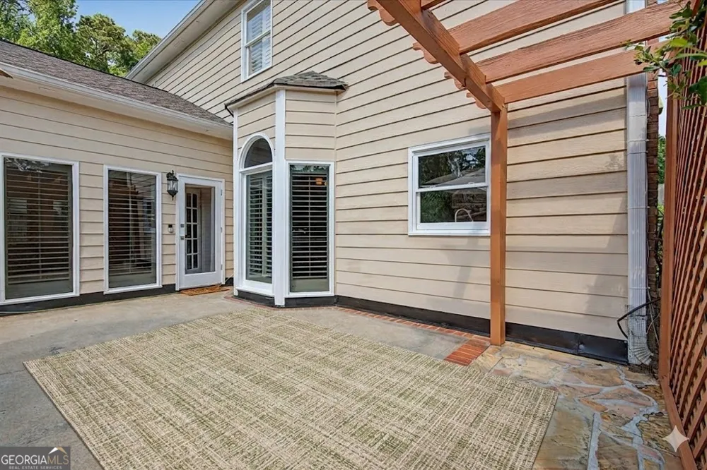 743 Noble Oak DR Marietta, GA 30068
