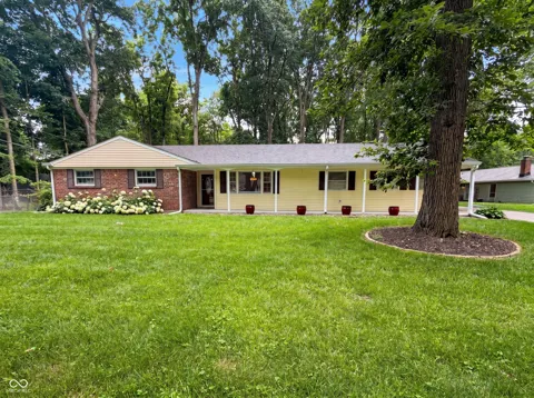 1537 W 74th Place