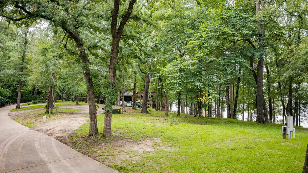 Naus Drive Winnsboro, TX 75494