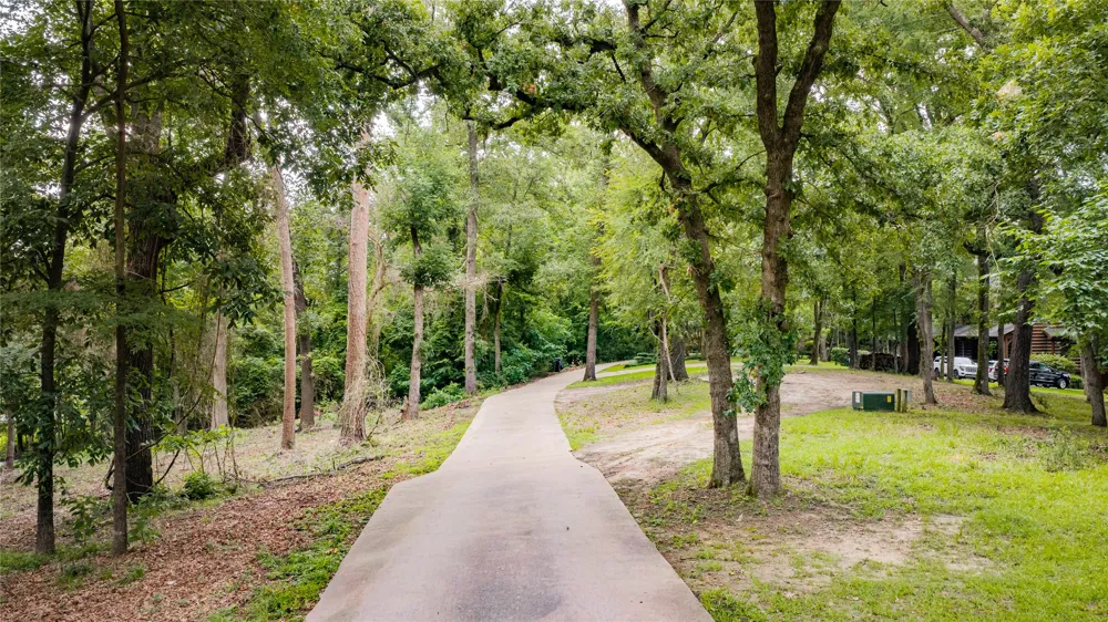 Naus Drive Winnsboro, TX 75494