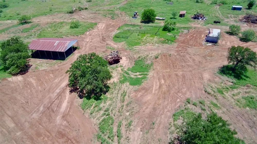 FM 175 Henrietta, TX 76458