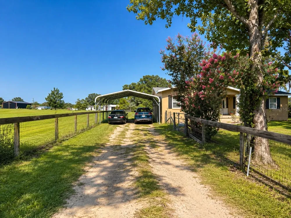 9390 NE 16TH TERRACE Anthony, FL 32617