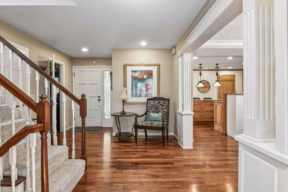 1140 Hollybrook Drive Wayzata, MN 55391